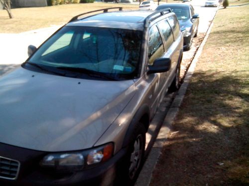 2001 volvo v70 x/c wagon 4-door 2.4l