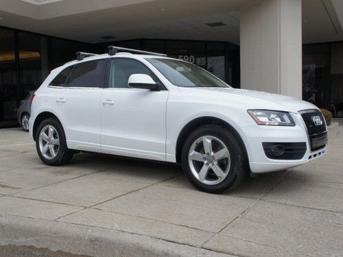 2010 audi q5 premium sport utility 4-door 3.2l extremely well kept priced right!