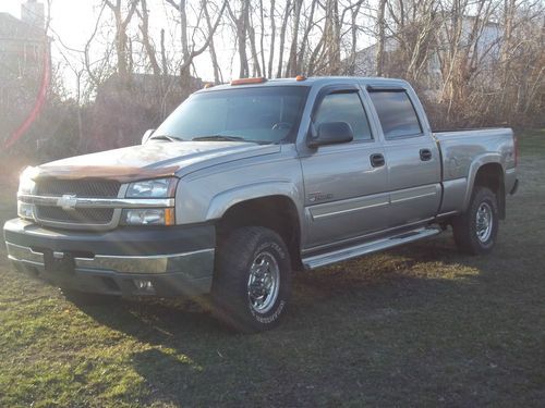 2003 chevy silverado 2500hd 6.6l diesel 4x4 - **no reserve** must see