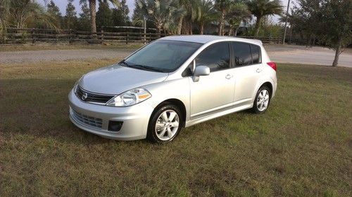 2012 nissan versa sl sport package 7k miles