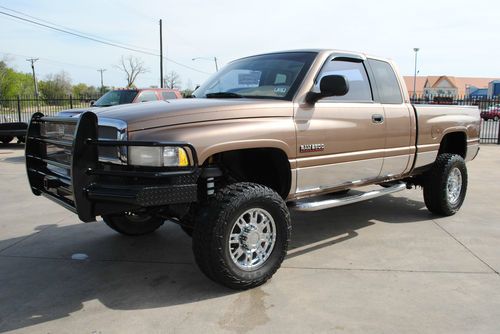 2001 dodge 2500 quad cad 4x4 (lifted) $$no reserve$$