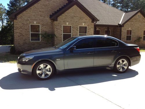 2008 bmw 528i 4-door sedan gray w/gray interior extra clean with warranty