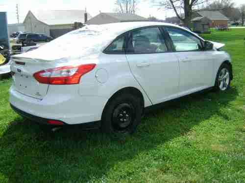 2012 FORD FOCUS SE 4DR ONLY 9,764 MILES BODY MAN'S SPECIAL CLEAN TITLE BANK REPO, image 5
