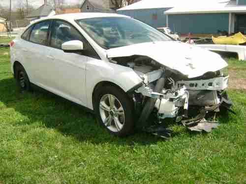 2012 FORD FOCUS SE 4DR ONLY 9,764 MILES BODY MAN'S SPECIAL CLEAN TITLE BANK REPO, image 7