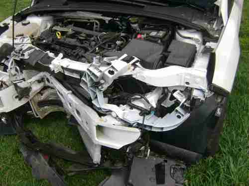 2012 FORD FOCUS SE 4DR ONLY 9,764 MILES BODY MAN'S SPECIAL CLEAN TITLE BANK REPO, image 21