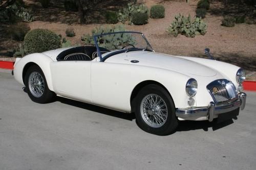 Beautiful 1960 mga 1600 roadster! ivory white/black leather interior