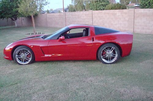 2005 chevrolet corvette base coupe 2-door 6.0l ls2