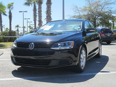 Tdi diesel dsg automatic 42 mpg leather heated seats blue tooth