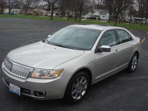 Lincoln mkz..awd..navigation..leather..moonroof..low miles...rebuilt