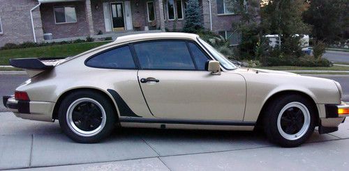 1984 porsche 911 base coupe 2-door 3.2l