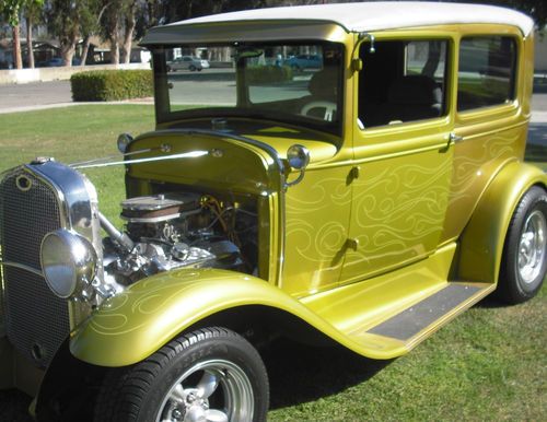 1931 ford sedan hot rod driver!!