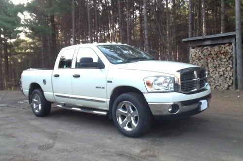 2008 dodge ram 1500 slt crew cab pickup 4-door 5.7l