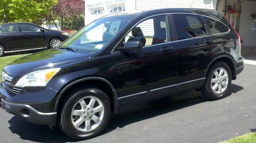 2007 honda cr-v / fully loaded - original owner - like new condition