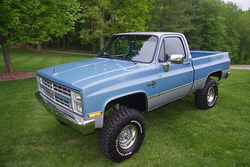 1985 chevrolet silverado 4x4 c/k1500 super sweet!!!!!! 4" lift / 35" bfg m/t's