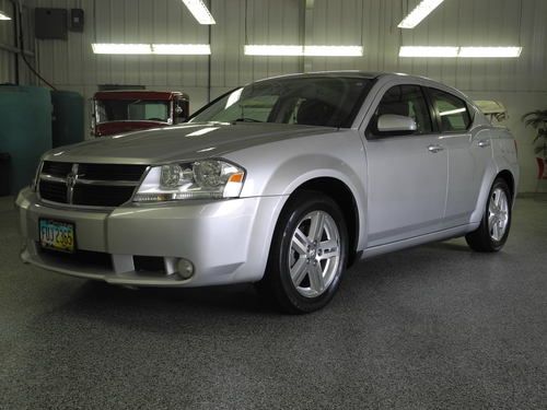 2010 dodge avenger r/t sedan 4-door 2.4l