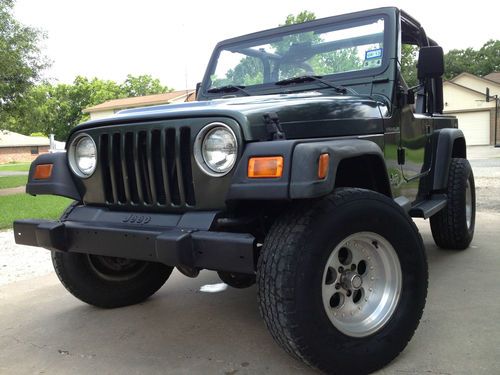 Jeep wrangler tj v8 hemi auto a/c lift excellent condition no reserve!!!!!