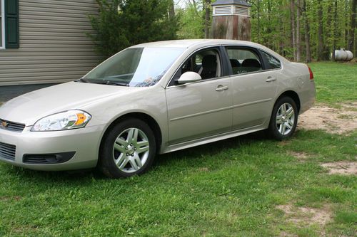 2011 Chevrolet Impala LT, image 3