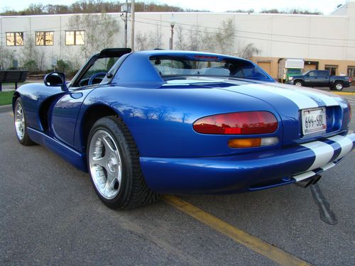 1997 Viper RT/10 Blue/White- 1 of 53, image 5