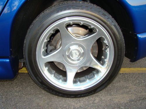 1997 Viper RT/10 Blue/White- 1 of 53, image 17