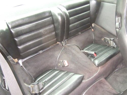 1985 Porsche 911 Carrera Coupe 2-Door 3.2L, image 2