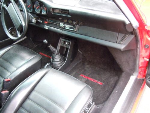 1985 Porsche 911 Carrera Coupe 2-Door 3.2L, image 15
