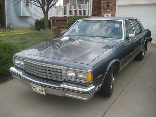 1984 chevrolet caprice classic sedan 4-door 5.0l