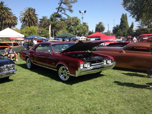 1967 oldsmobile cutlass supreme