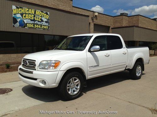 2005 toyota tundra sr5 crew cab pickup 4-door 4.7l clean carfax no accidents