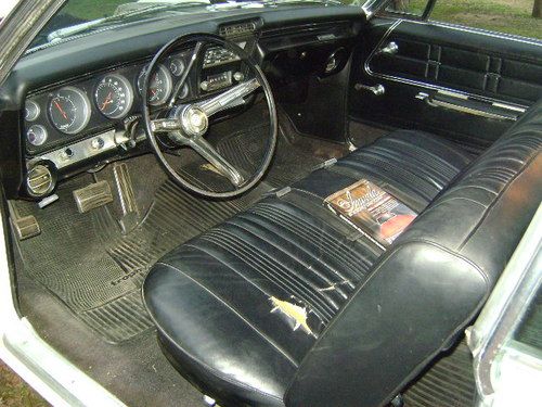 1967 Chevrolet Impala 327 2 Door Hard Top 275 HP, image 19