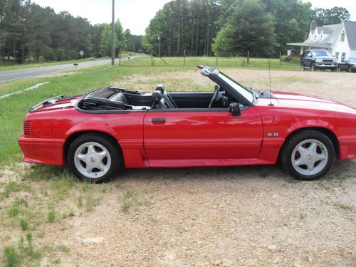 1993 ford mustang gt convertible 2-door 5.0l