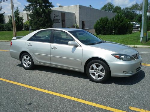 2003 toyota camry se 6cylinder