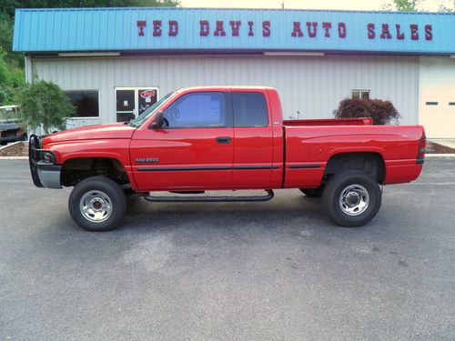 Wrecked damaged salvage repairable project quad cab 4-dr 4x4 slt laramie diesel