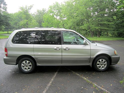 2004 kia sedona ex low miles passenger van 5-door 3.5l...no reserve