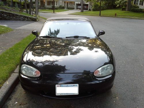 1999 mazda miata base convertible 2-door 1.8l