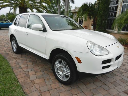 Mint 2004 porsche cayenne"s",70k miles,best color, moonroof,perfect, lo reserve