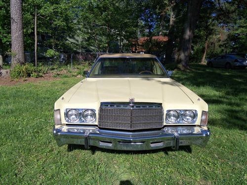 Chrysler Newport 1977