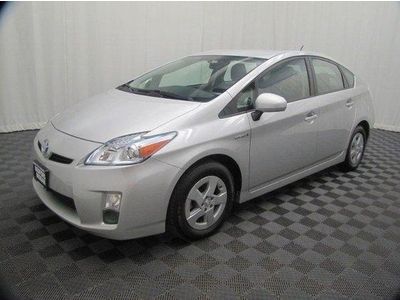 Iii hybrid-electric hatchback 1.8l bluetooth cd 8 speakers am/fm radio new tires