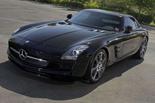 2012 mercedes-benz sls amg base coupe 2-door 6.3l