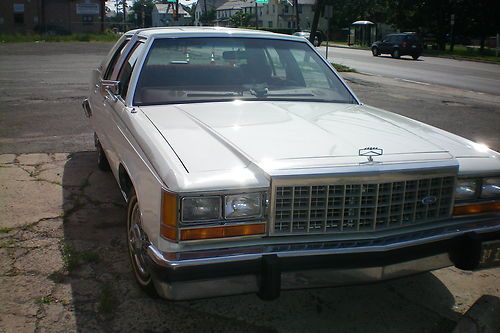1986 Ford LTD Crown Victoria, image 13