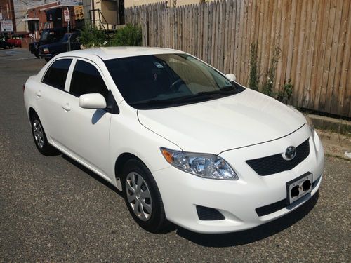 2009 toyota corolla le sedan 4-door 1.8l