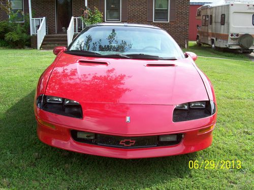 1995 chevrolet camaro base coupe 2-door 3.4l