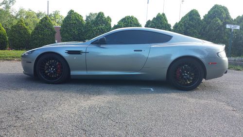 2005 aston martin db9 base coupe 2-door 6.0l low reserve