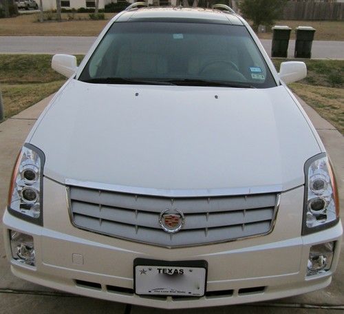 4 Dr Cadillac SUV with DVD Entertainment System! 28K MILES!!, image 11