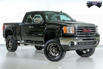 12 1k 35" mickey thompson tires 20" rocky ridge custom rims sle body flares 4x4