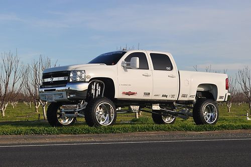 2008 chevy silverado 2500hd 4x4 custom sema show truck lifted duramax