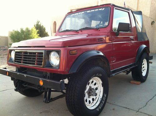 Suzuki samurai 1988 soft top .....take a look .... no reserve auction ...