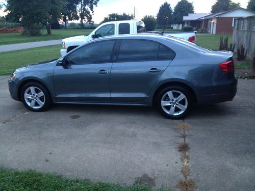 2012 volkswagen jetta turbo diesel tdi premium low miles!!!!