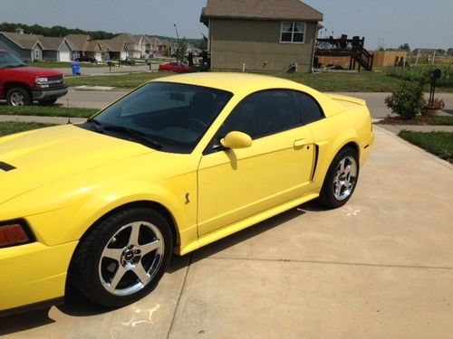 Mustang gt coupe 2-door 4.6l(cobra clone)