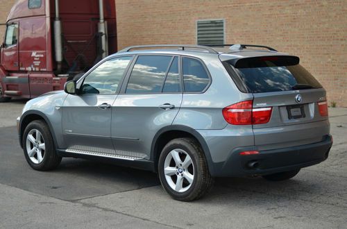 2009 bmw x5, navigation, panoramic roof, 64k miles, salvage, no reserve!!!!