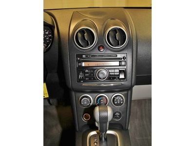 Stylish Rear Spoiler MP3 Steel Wheels Cruise Control Dual Air Bags, image 20